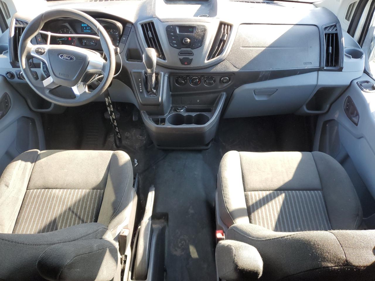 2015 Ford Transit VIN 1FBZX2XM0FKA40572 Copart auction photo, rear end / side damage thumbnail 8
