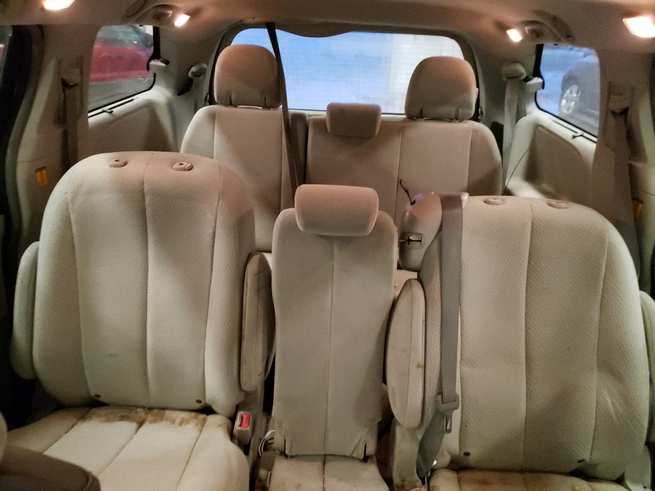 2011 Toyota Sienna VIN 5TDKK3DCXBS037503 Copart auction photo, front end damage thumbnail 10