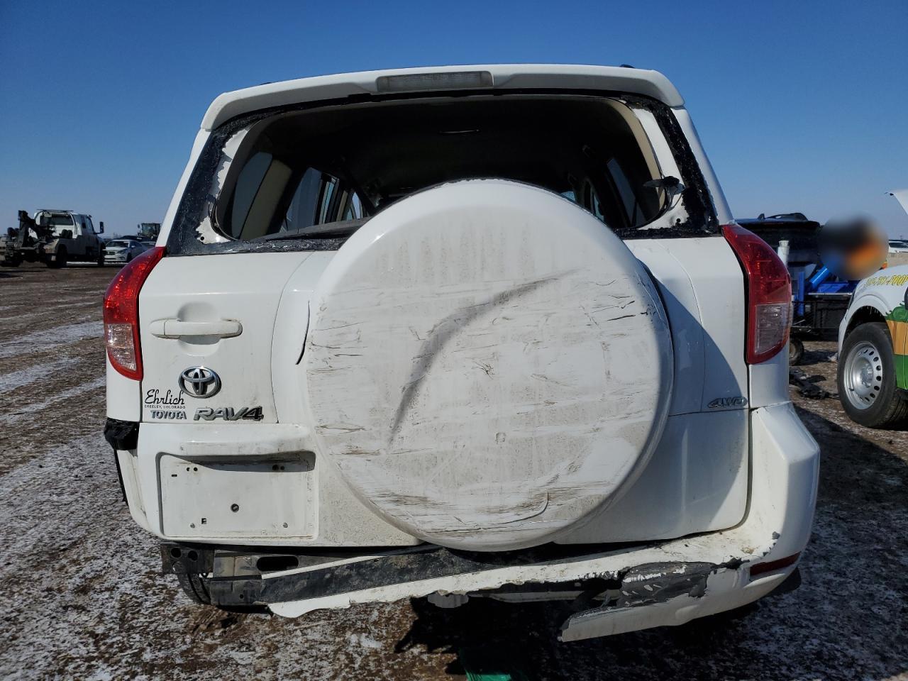 2008 Toyota RAV 4 VIN JTMBD33VX85152159 Copart auction photo, all over damage thumbnail 6