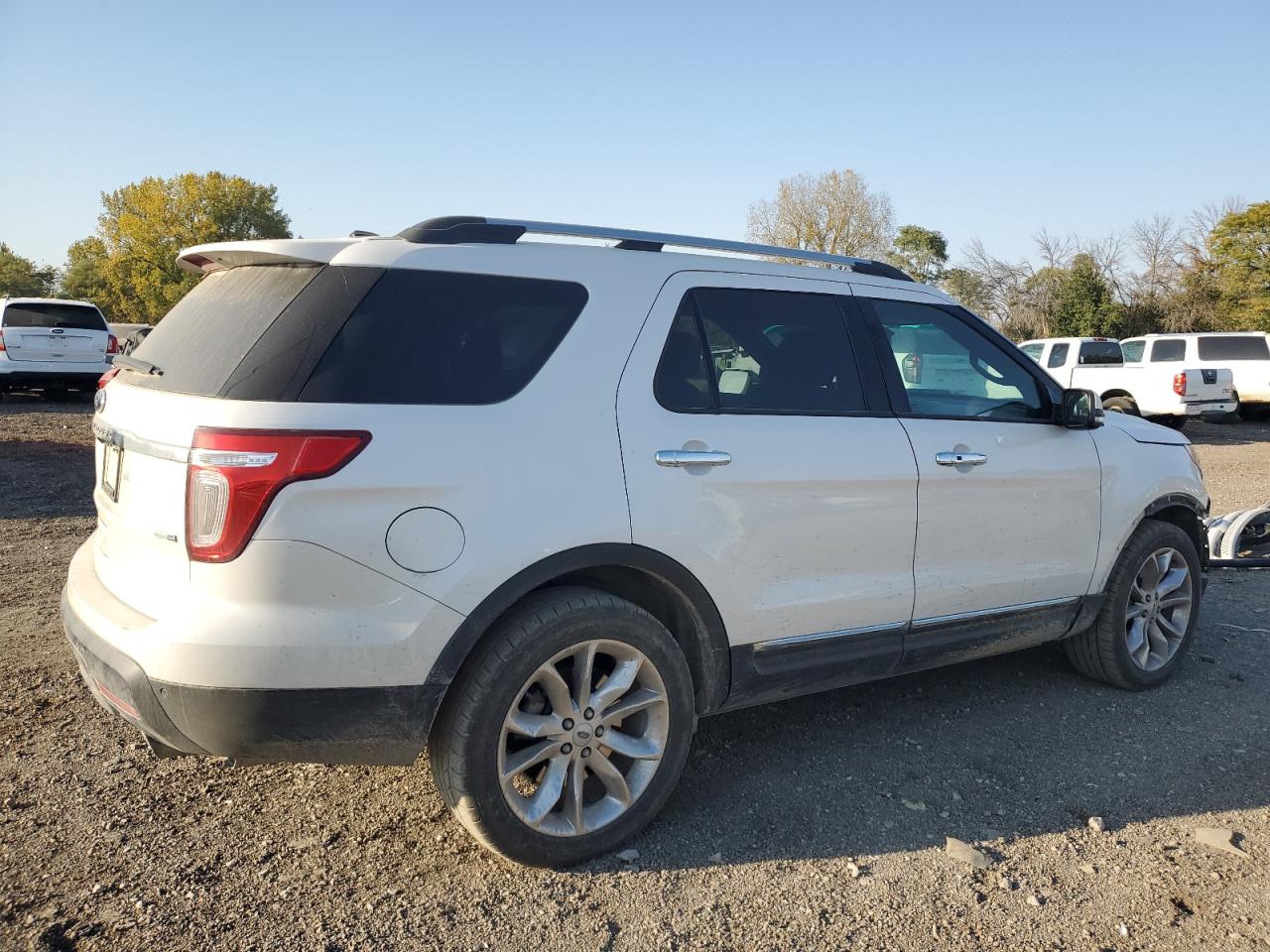 2014 Ford Explorer VIN 1FM5K8F87EGB83581 Copart auction photo, front end damage thumbnail 3