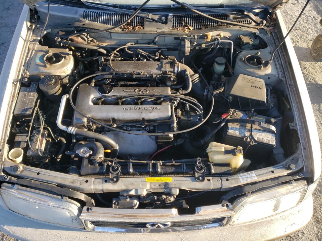 1996 Infiniti G VIN JNKCP01D8TT537128 Copart auction photo, side / front end damage thumbnail 11