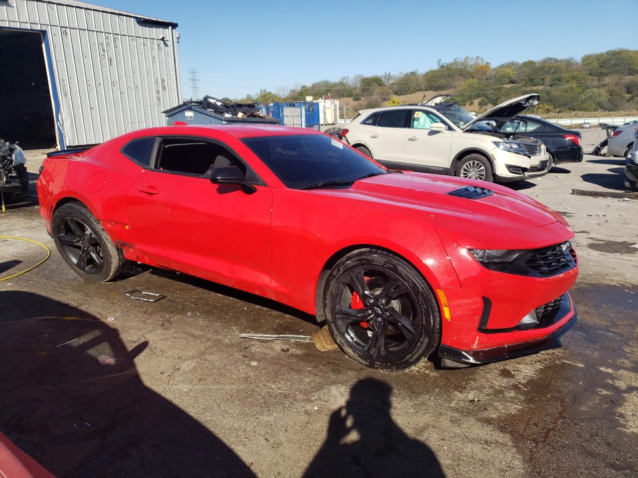 2021 Chevrolet Camaro VIN 1G1FE1R73M0123985 Copart auction photo, vandalism / side damage thumbnail 4