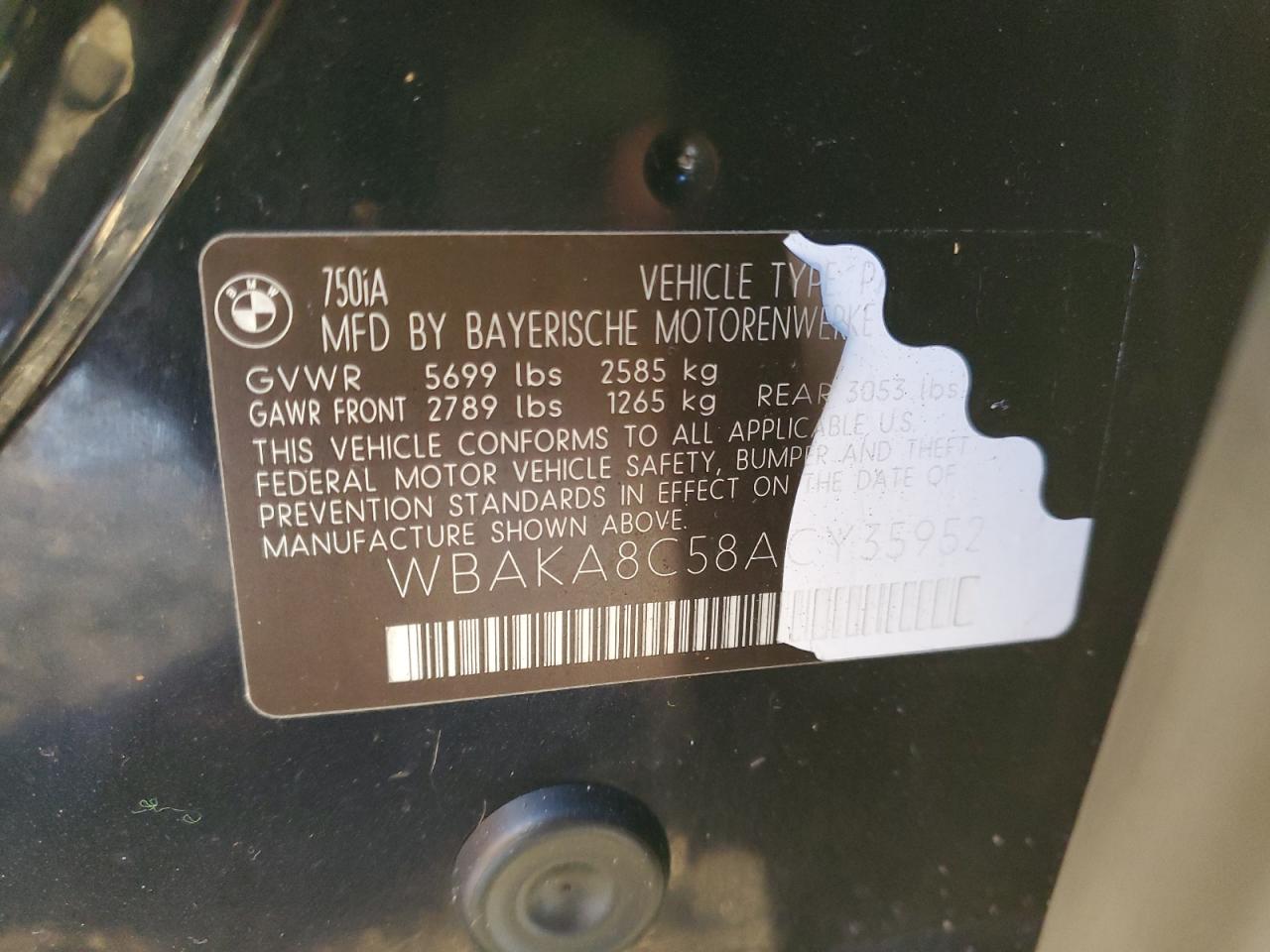 2010 BMW 7er VIN WBAKA8C58ACY35952 Copart auction photo, undercarriage damage thumbnail 12