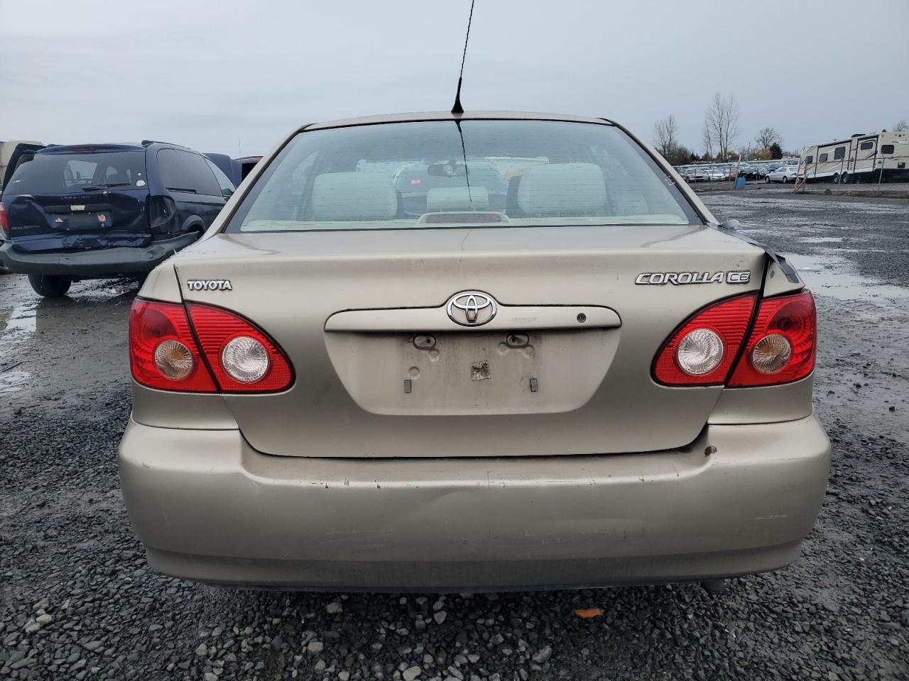 2006 Toyota Corolla VIN 1NXBR32E06Z613855 Copart auction photo, rear end damage thumbnail 6