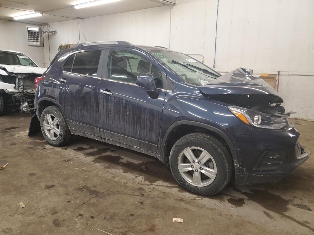 2019 Chevrolet Trax VIN 3GNCJPSBXKL303852 Copart auction photo, all over damage thumbnail 4