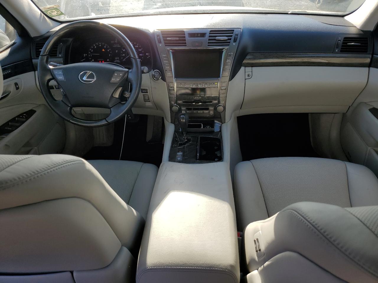 2009 Lexus LS VIN JTHBL46F195091443 Copart auction photo, rear end / front end damage thumbnail 8