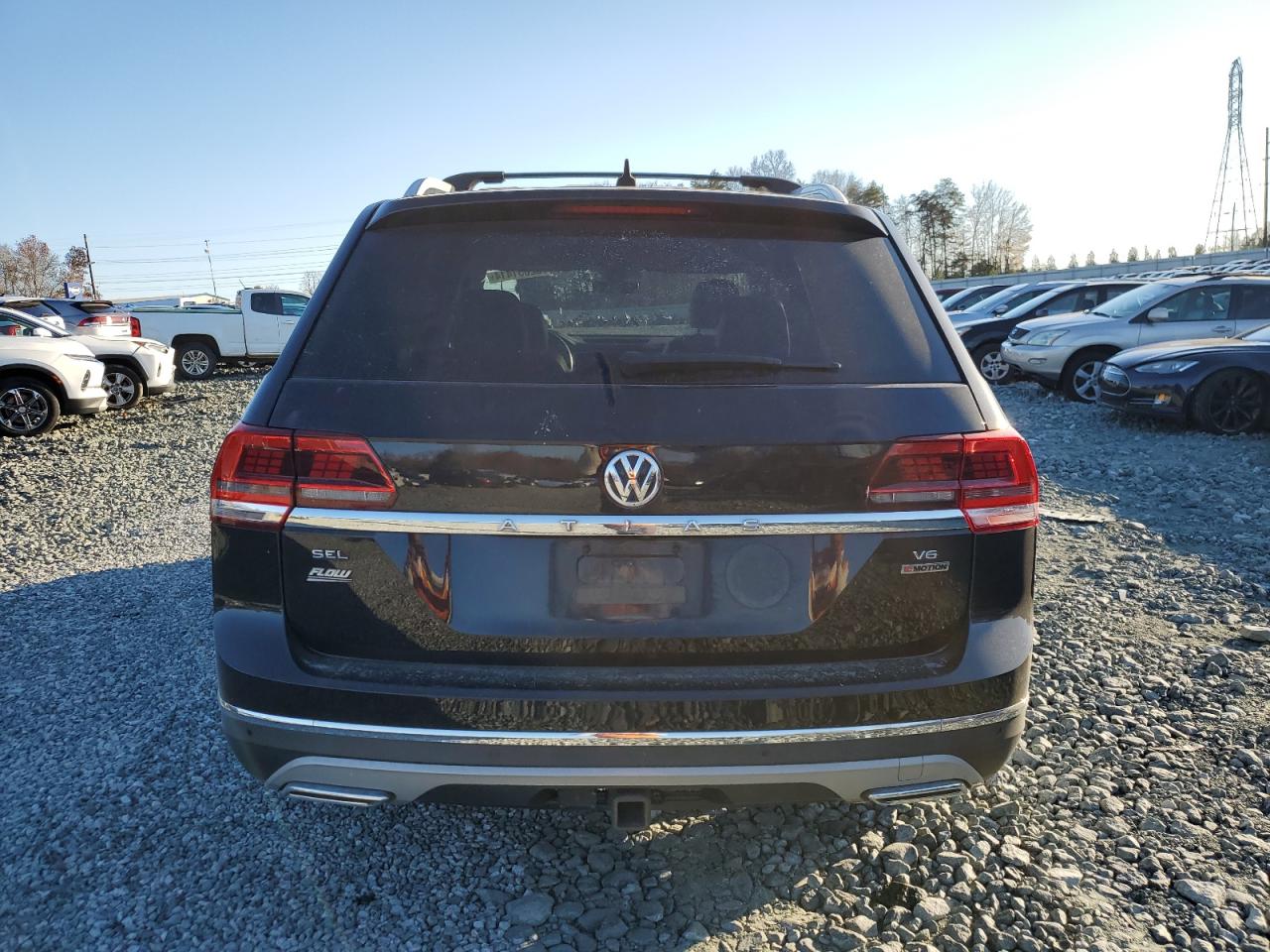 2019 Volkswagen Atlas VIN 1V2NR2CA4KC519578 Copart auction photo, front end damage thumbnail 6