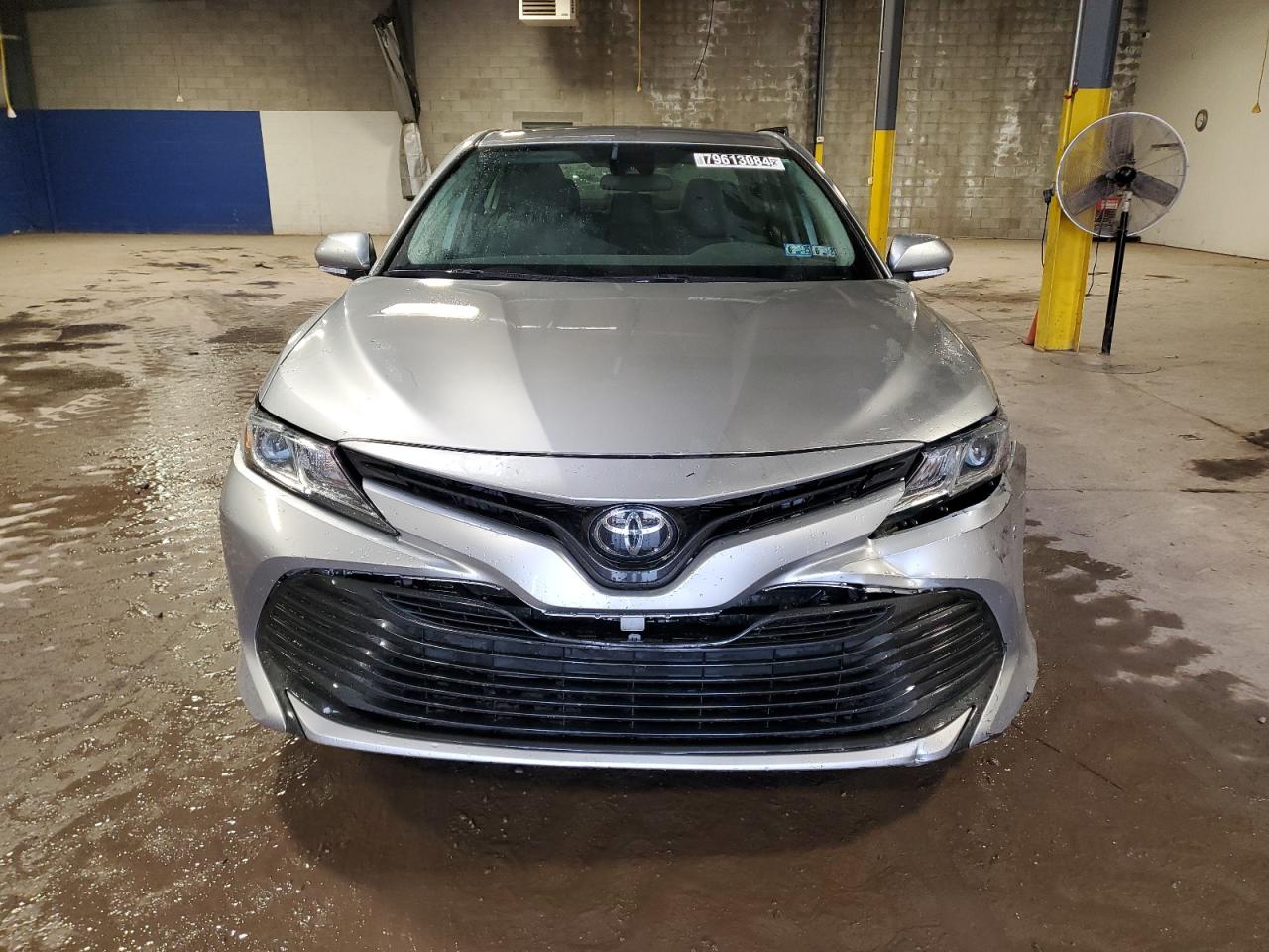 2019 Toyota Camry VIN 4T1B11HK7KU848496 Copart auction photo, front end / side damage thumbnail 5