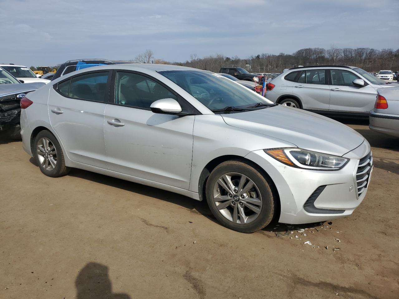 2017 Hyundai Elantra VIN KMHD84LF4HU164594 Copart auction photo, vandalism / minor dent/scratches damage thumbnail 4