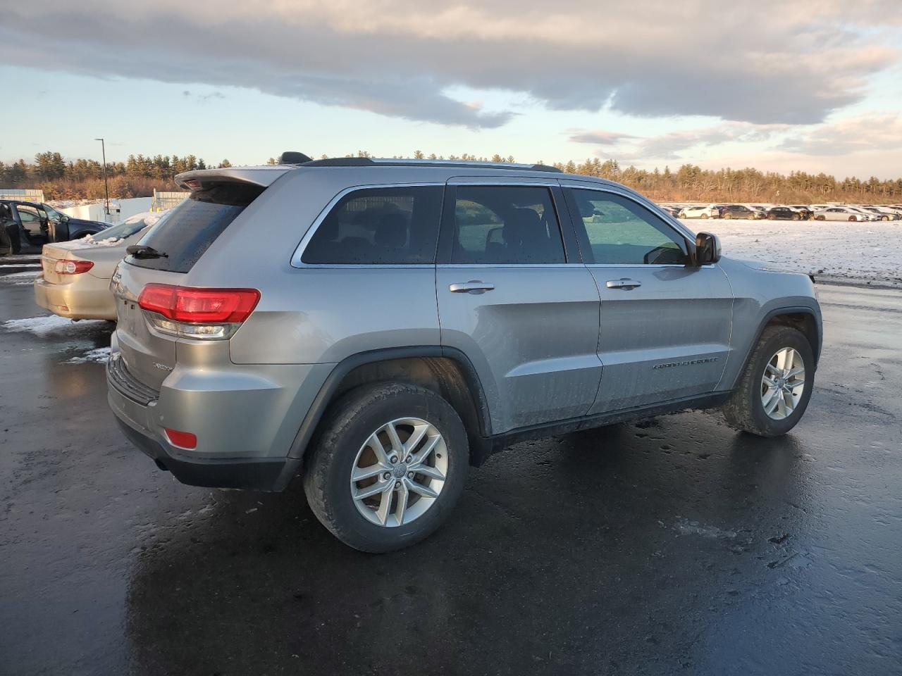 2017 Jeep Grand Cherokee VIN 1C4RJFAG9HC728106 Copart auction photo, side damage thumbnail 3