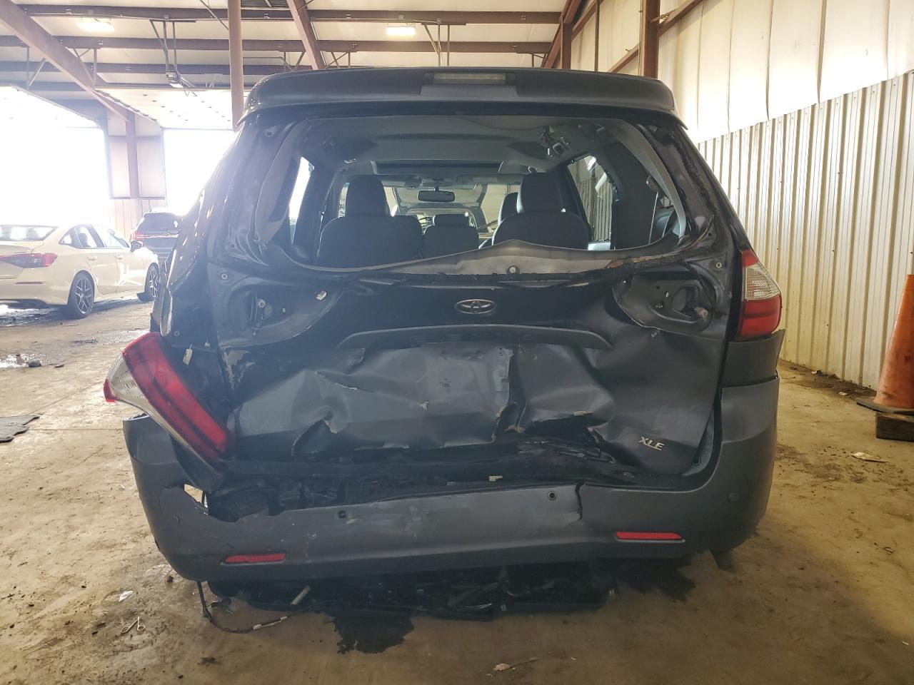 2015 Toyota Sienna VIN 5TDYK3DC9FS574556 Copart auction photo, front end / rear end damage thumbnail 6
