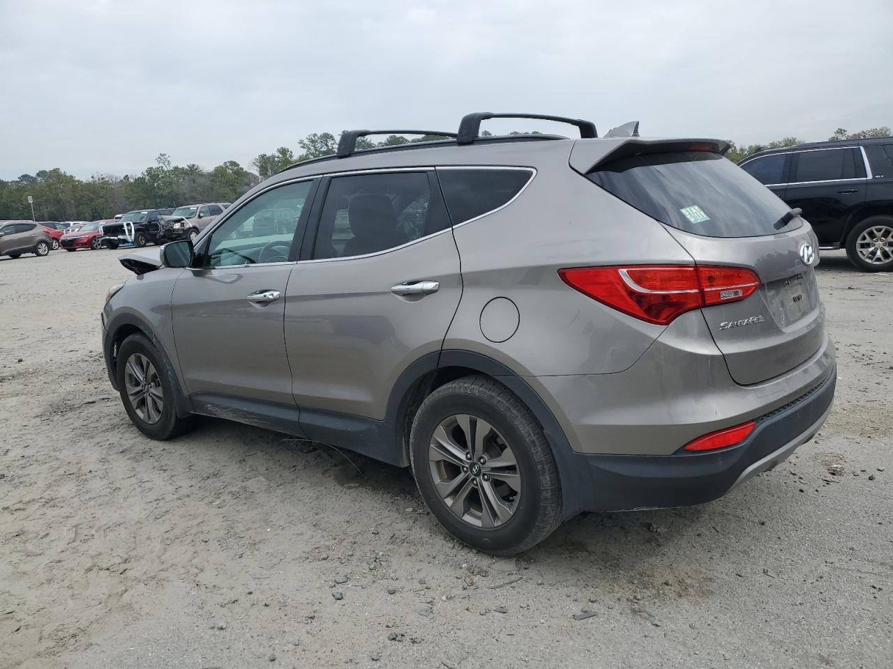 2015 Hyundai Santa Fe VIN 5XYZUDLB9FG284327 Copart auction photo, front end damage thumbnail 2