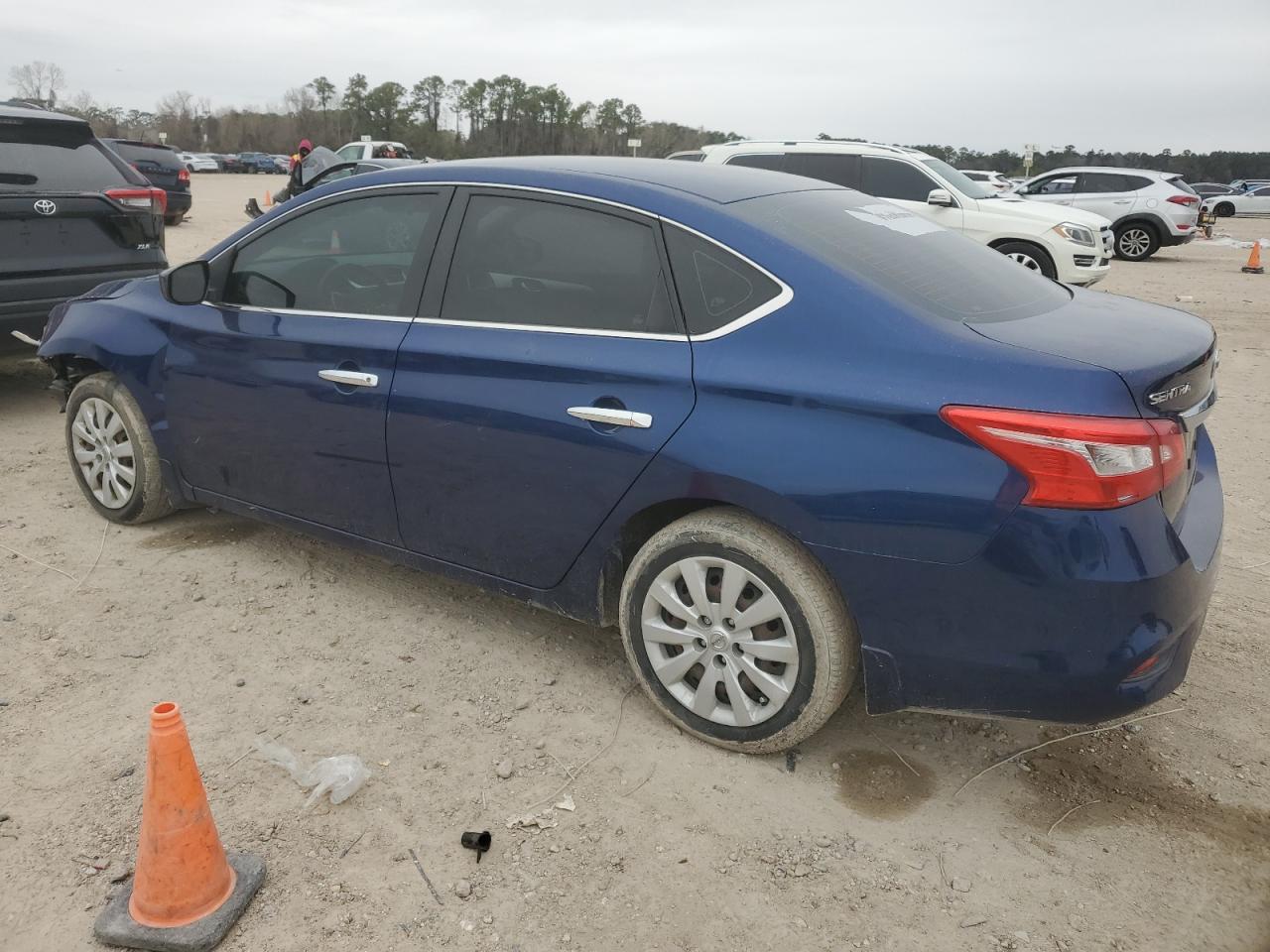 2017 Nissan Sentra VIN 3N1AB7AP1HY282947 Copart auction photo, front end damage thumbnail 2