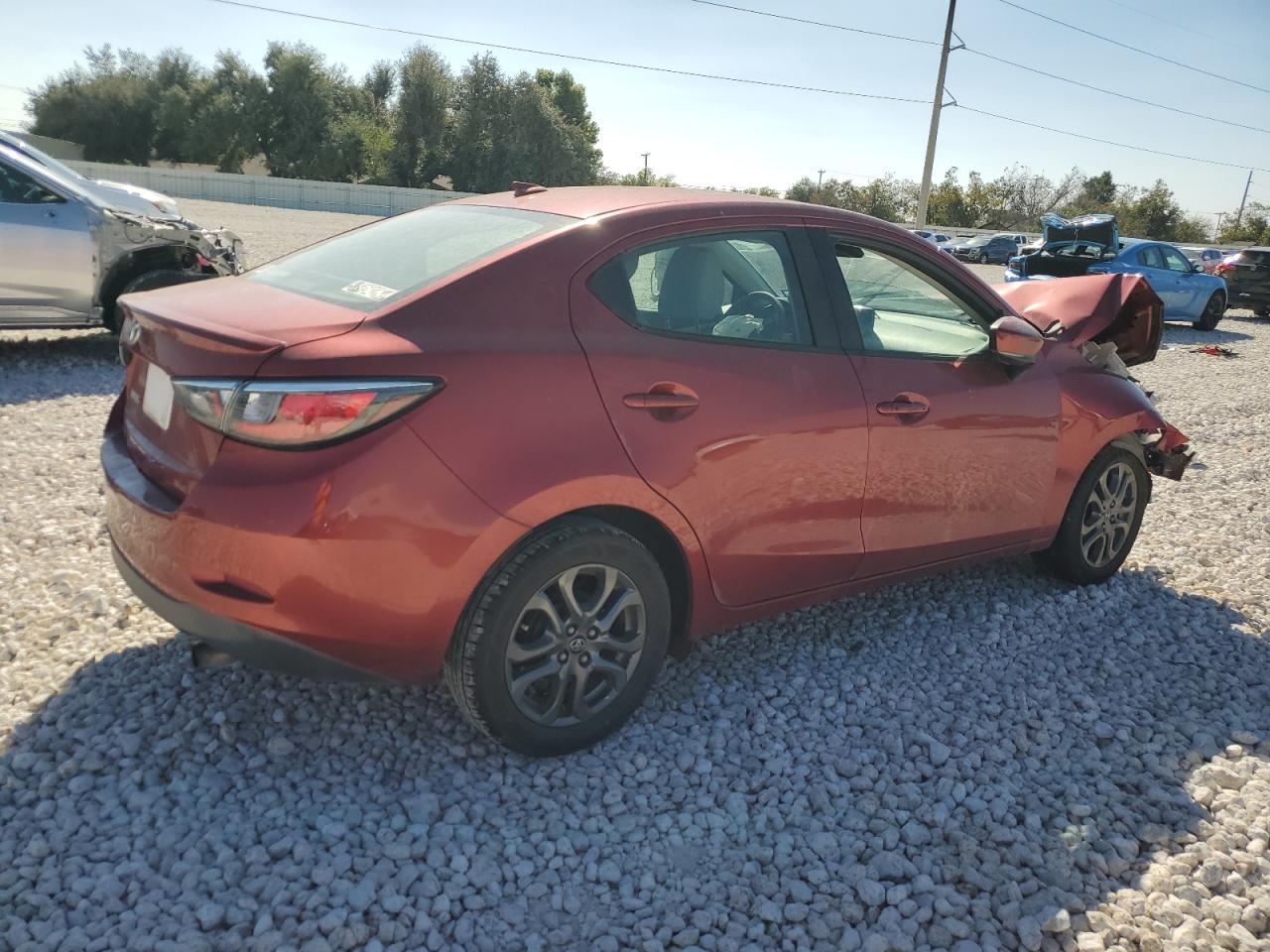 2019 Toyota Yaris VIN 3MYDLBYV9KY507252 Copart auction photo, front end damage thumbnail 3