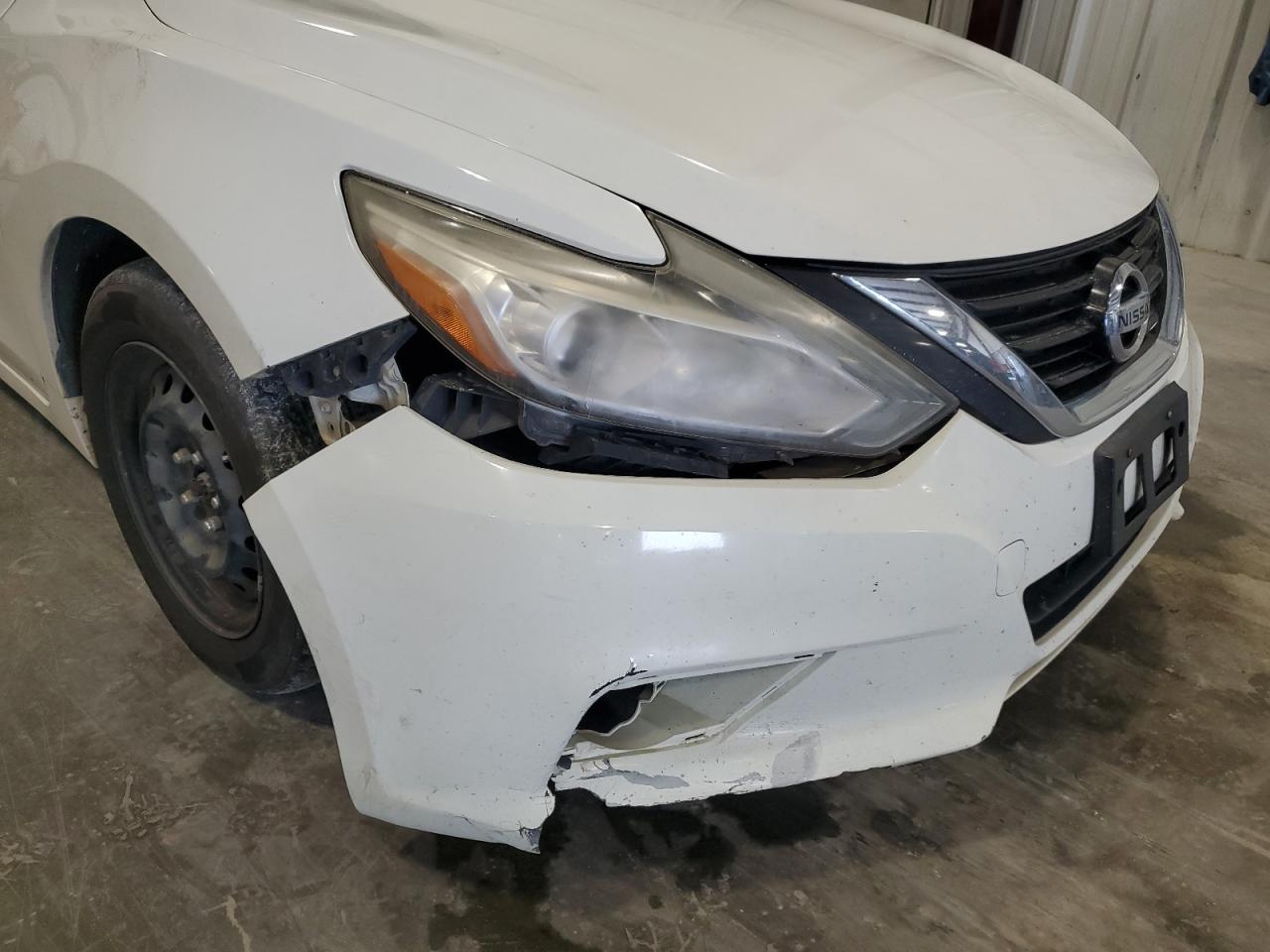 2017 Nissan Altima VIN 1N4AL3AP1HN315788 Copart auction photo, water/flood / front end damage thumbnail 12