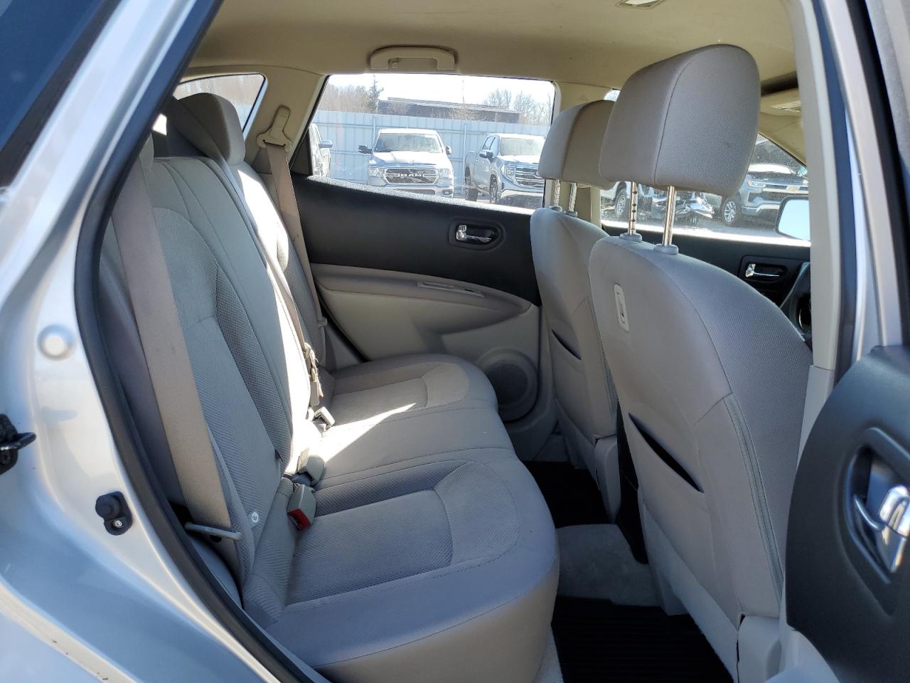 2015 Nissan Rogue VIN JN8AS5MTXFW160865 Copart auction photo, rear end / side damage thumbnail 11
