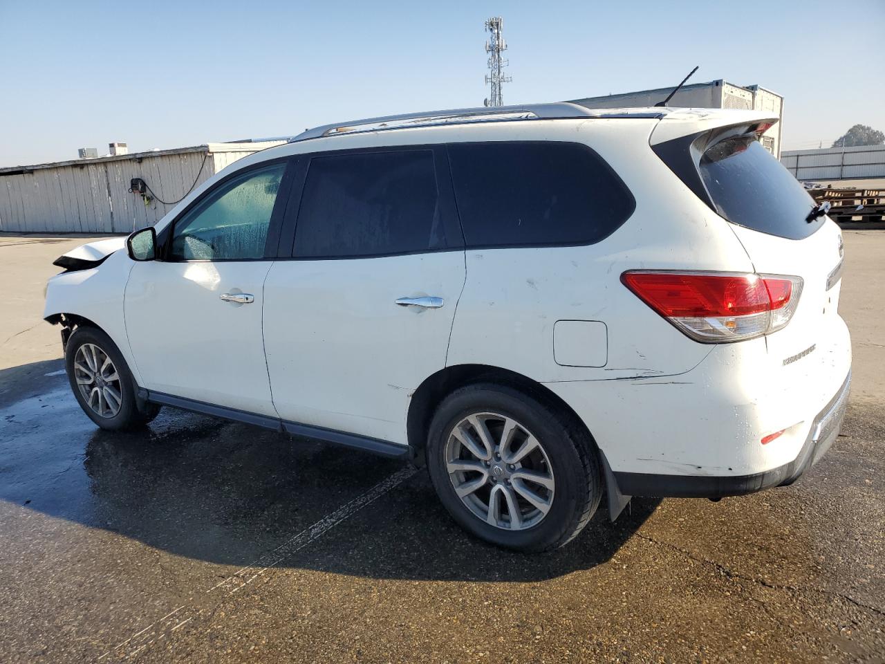 2016 Nissan Pathfinder VIN 5N1AR2MN2GC662890 Copart auction photo, front end damage thumbnail 2
