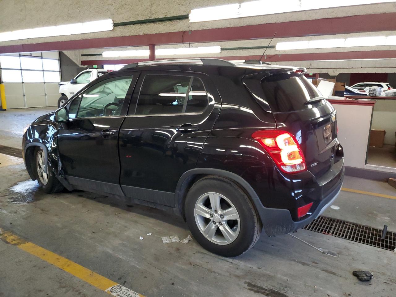 2017 Chevrolet Trax VIN 3GNCJLSB6HL263030 Copart auction photo, front end / side damage thumbnail 2