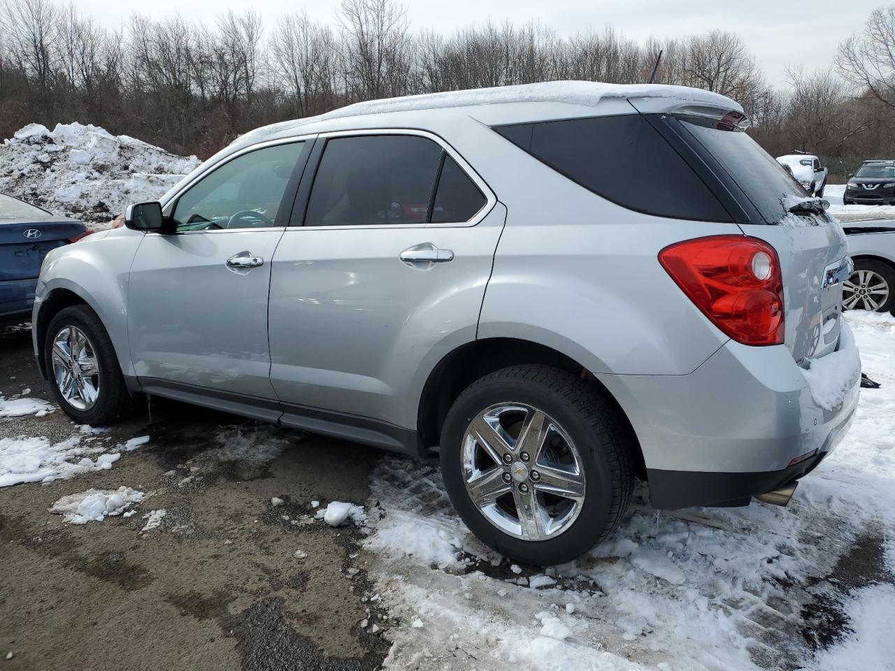 2014 Chevrolet Equinox VIN 2GNFLHE34E6114740 Copart auction photo, front end / minor dent/scratches damage thumbnail 2