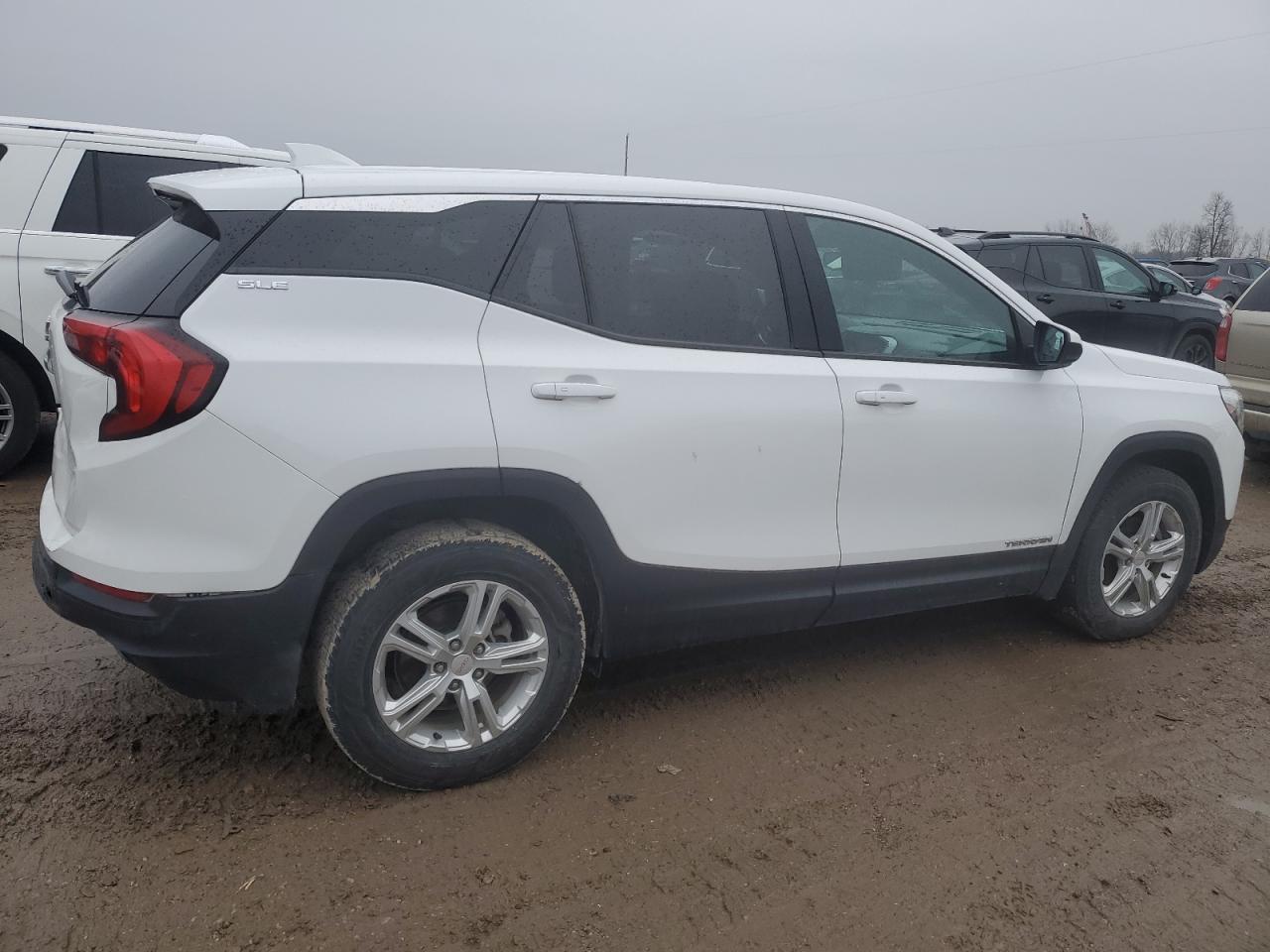 2018 GMC Terrain VIN 3GKALMEV9JL193345 Copart auction photo, rear end / minor dent/scratches damage thumbnail 3