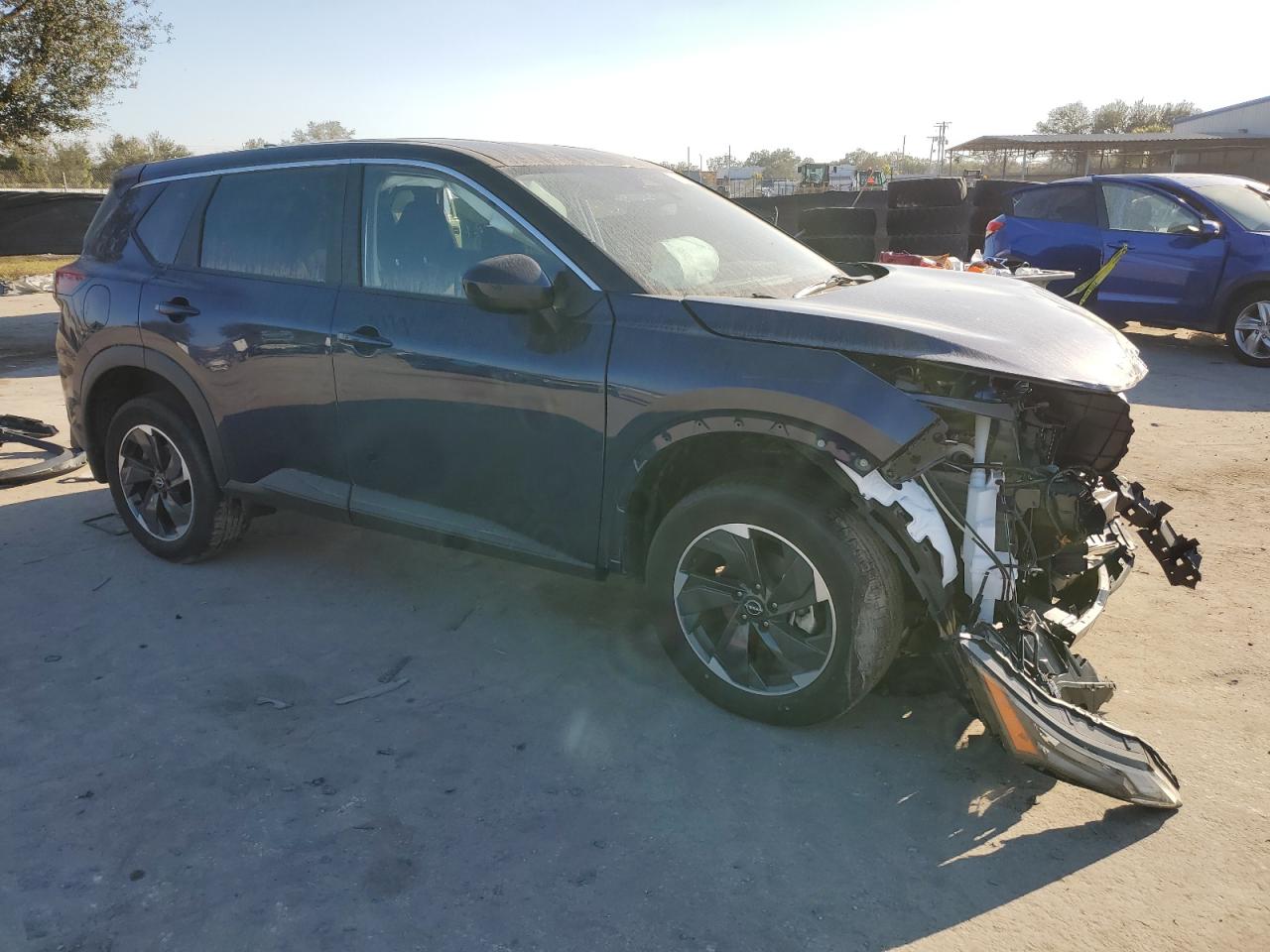 2024 Nissan Rogue VIN JN8BT3BBXRW422940 Copart auction photo, front end damage thumbnail 4