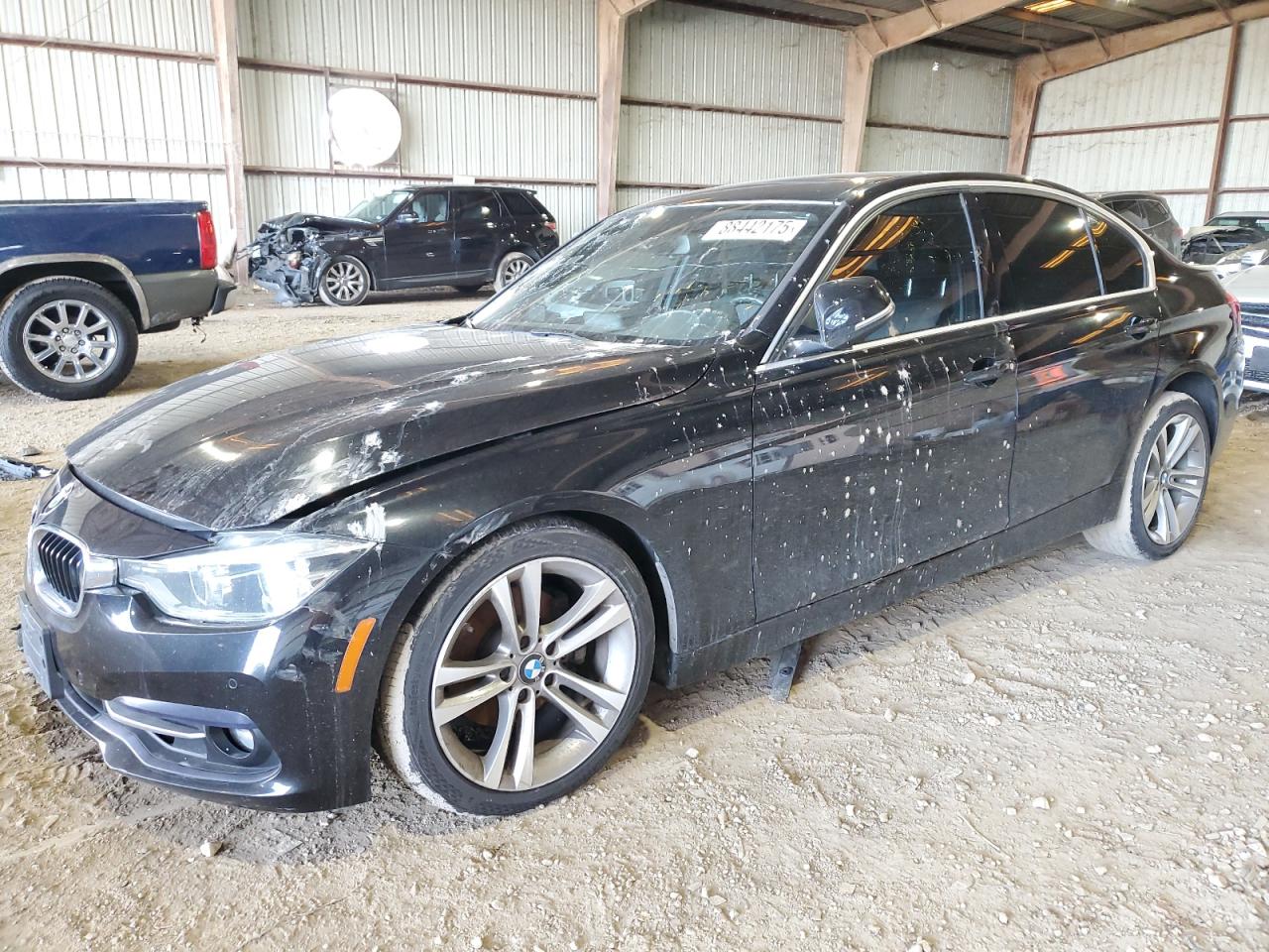 2017 BMW 3er VIN WBA8B9G35HNU52233