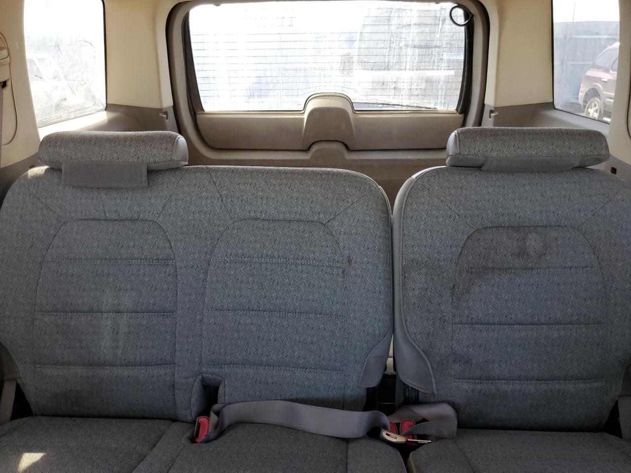 2002 Ford Explorer VIN 1FMZU72E12ZA86846 Copart auction photo, front end / hail damage thumbnail 10