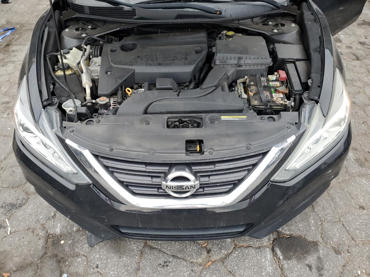 2017 Nissan Altima VIN 1N4AL3APXHC205835 Copart auction photo, minor dent/scratches / rear end damage thumbnail 11