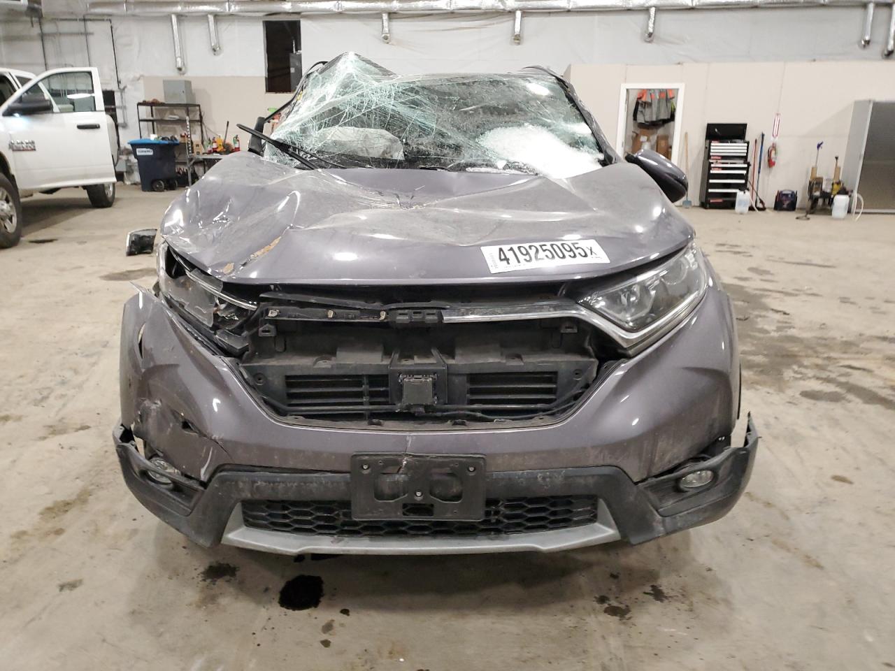 2018 Honda CR-V VIN 7FARW2H89JE010609 Copart auction photo, rollover damage thumbnail 5