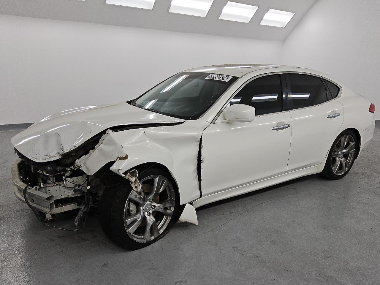 2011 Infiniti M VIN JN1BY1AP8BM322659