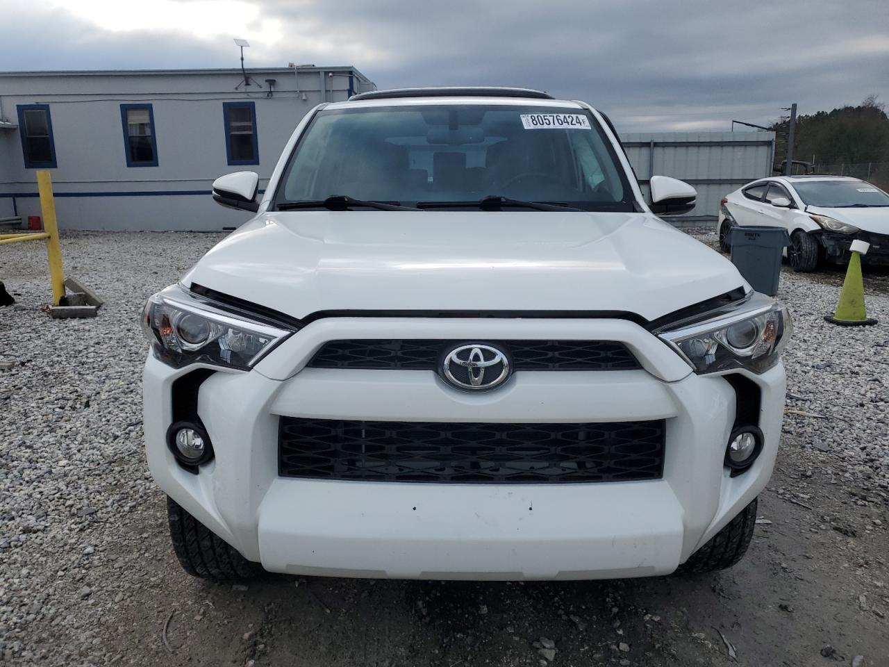 2017 Toyota 4Runner VIN JTEBU5JR6H5443447 Copart auction photo, side / front end damage thumbnail 5
