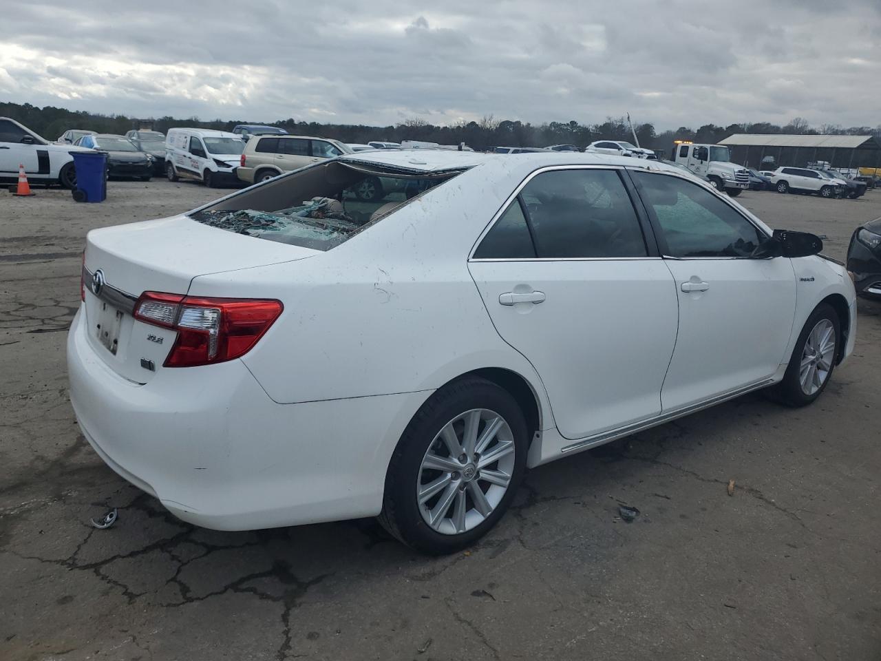 2014 Toyota Camry VIN 4T1BD1FKXEU116393 Copart auction photo, front end / top/roof damage thumbnail 3