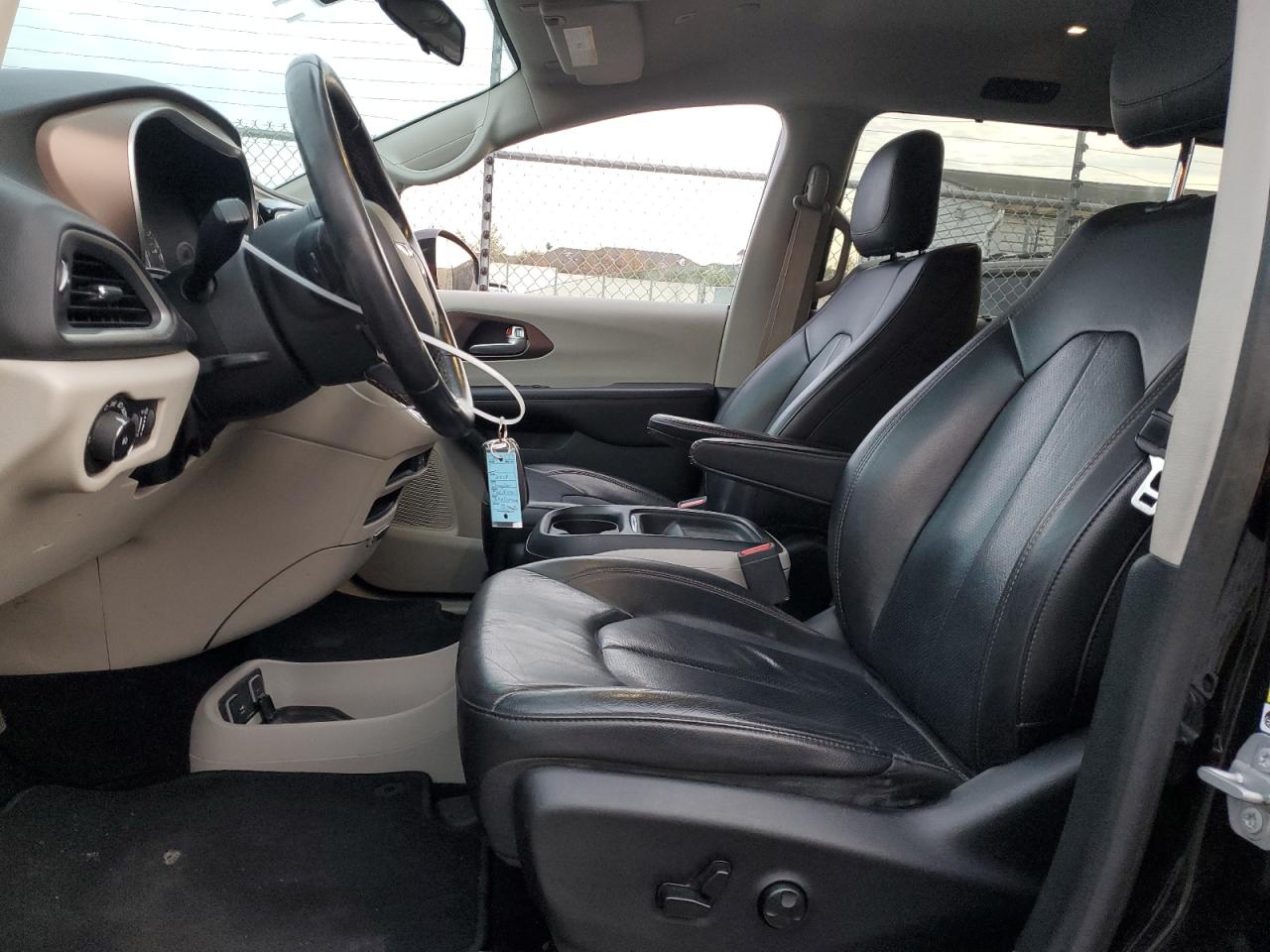 2018 Chrysler Pacifica VIN 2C4RC1BG4JR352827 Copart auction photo, side damage thumbnail 7