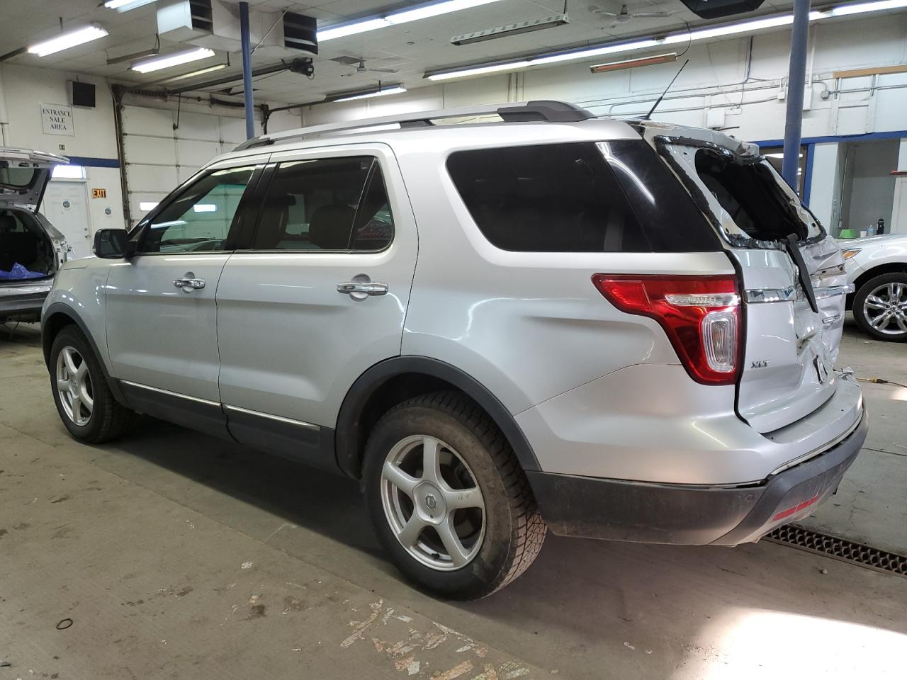 2013 Ford Explorer VIN 1FM5K8D82DGA67738 Copart auction photo, rear end damage thumbnail 2