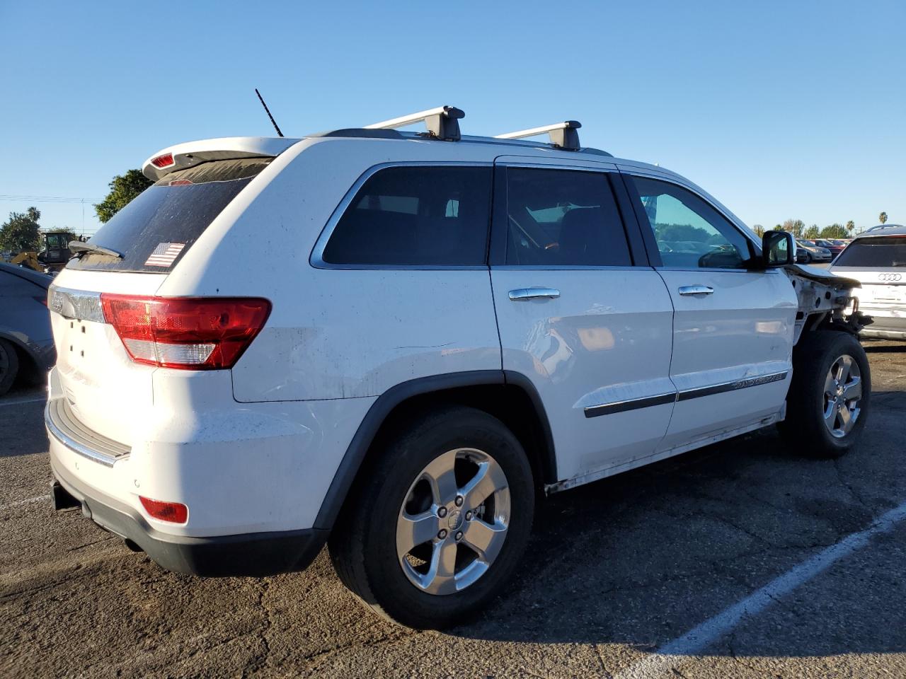 2013 Jeep Grand Cherokee VIN 1C4RJFCT4DC532109 Copart auction photo, front end / side damage thumbnail 3