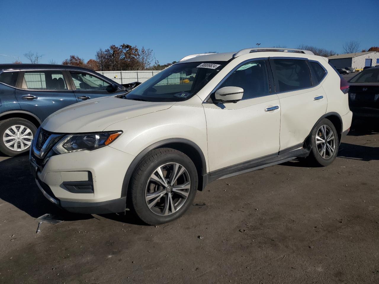 2019 Nissan Rogue VIN 5N1AT2MV5KC750925