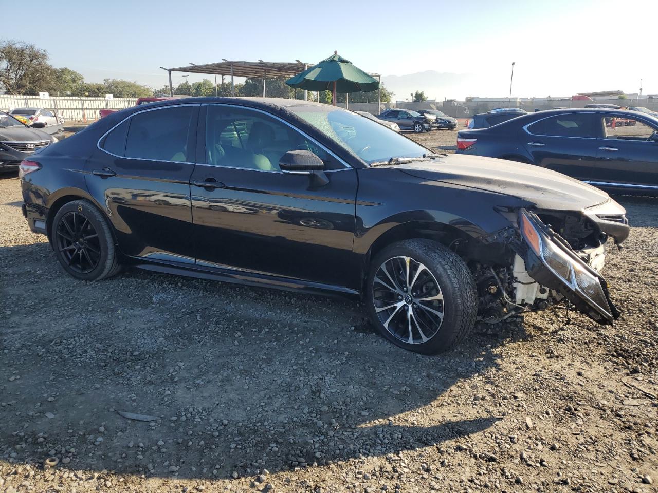 2018 Toyota Camry VIN 4T1B11HK0JU620080 Copart auction photo, front end / rear end damage thumbnail 4