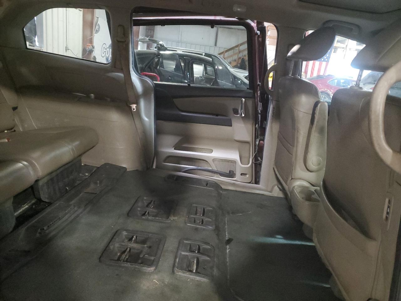 2016 Honda Odyssey VIN 5FNRL5H66GB098662 Copart auction photo, front end / side damage thumbnail 11