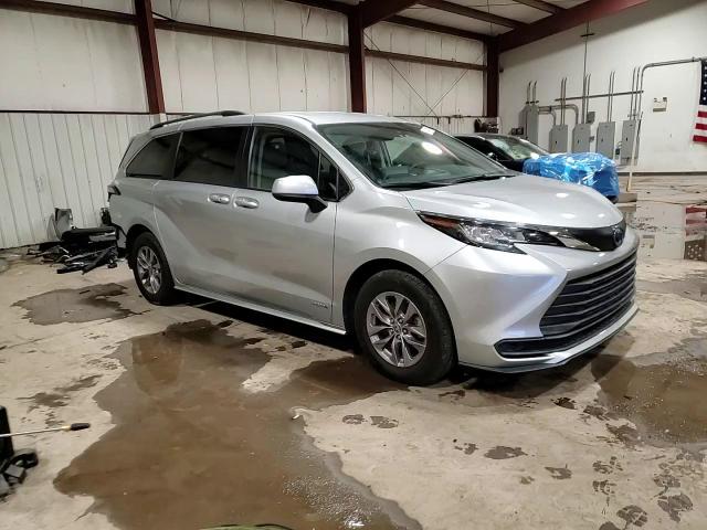 2021 Toyota Sienna VIN 5TDKRKEC5MS013486 Copart auction photo, rear end damage thumbnail 15
