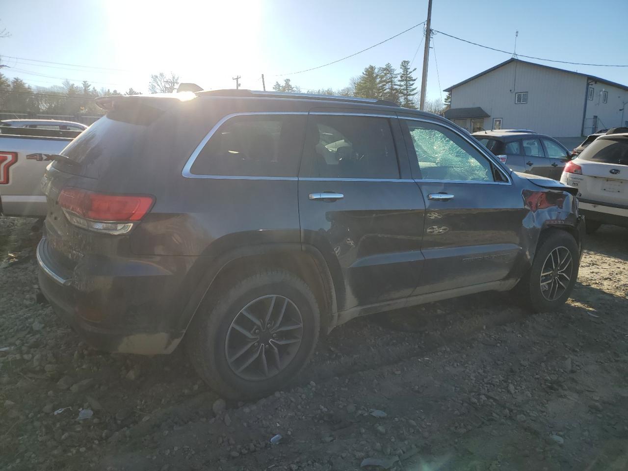 2019 Jeep Grand Cherokee VIN 1C4RJFBG5KC815300 Copart auction photo, front end damage thumbnail 3