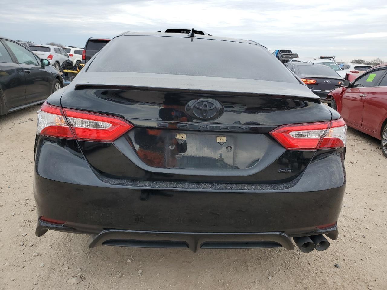 2020 Toyota Camry VIN 4T1G11AK7LU922212 Copart auction photo, side / front end damage thumbnail 6