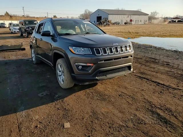 2018 Jeep Compass VIN 3C4NJDBB7JT255919 Copart auction photo, side / rear end damage thumbnail 11
