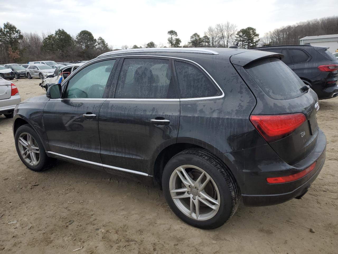2015 Audi Q5 VIN WA1LFAFPXFA072035 Copart auction photo, front end / minor dent/scratches damage thumbnail 2