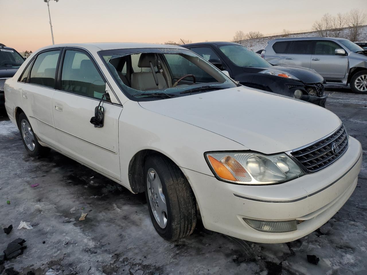 2004 Toyota Avalon VIN 4T1BF28B24U366061 Copart auction photo, front end / side damage thumbnail 4