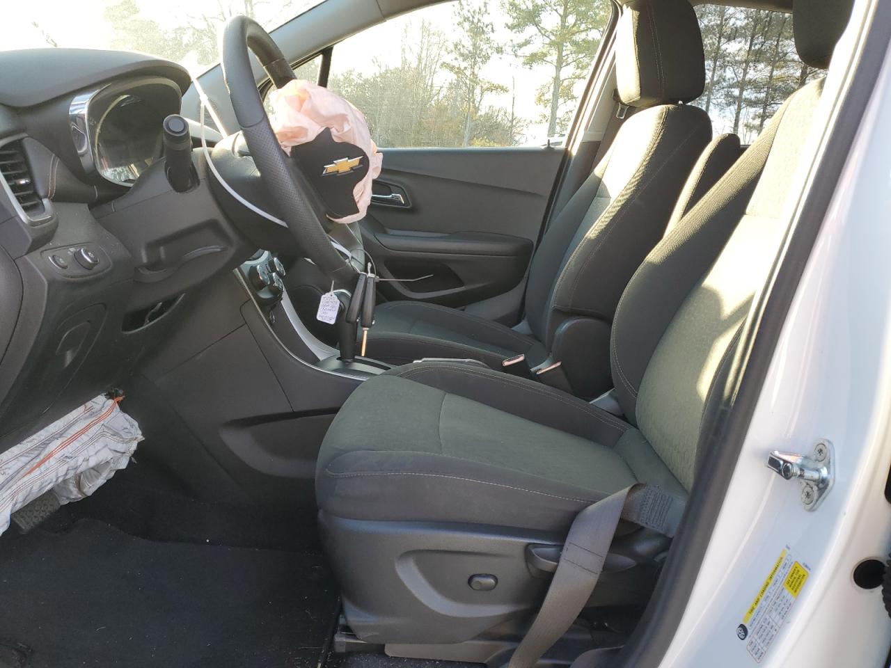 2021 Chevrolet Trax VIN KL7CJKSB8MB304138 Copart auction photo, front end damage thumbnail 7