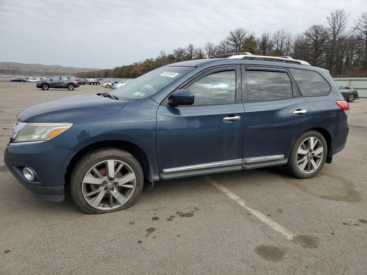 2013 Nissan Pathfinder VIN 5N1AR2MM0DC666830