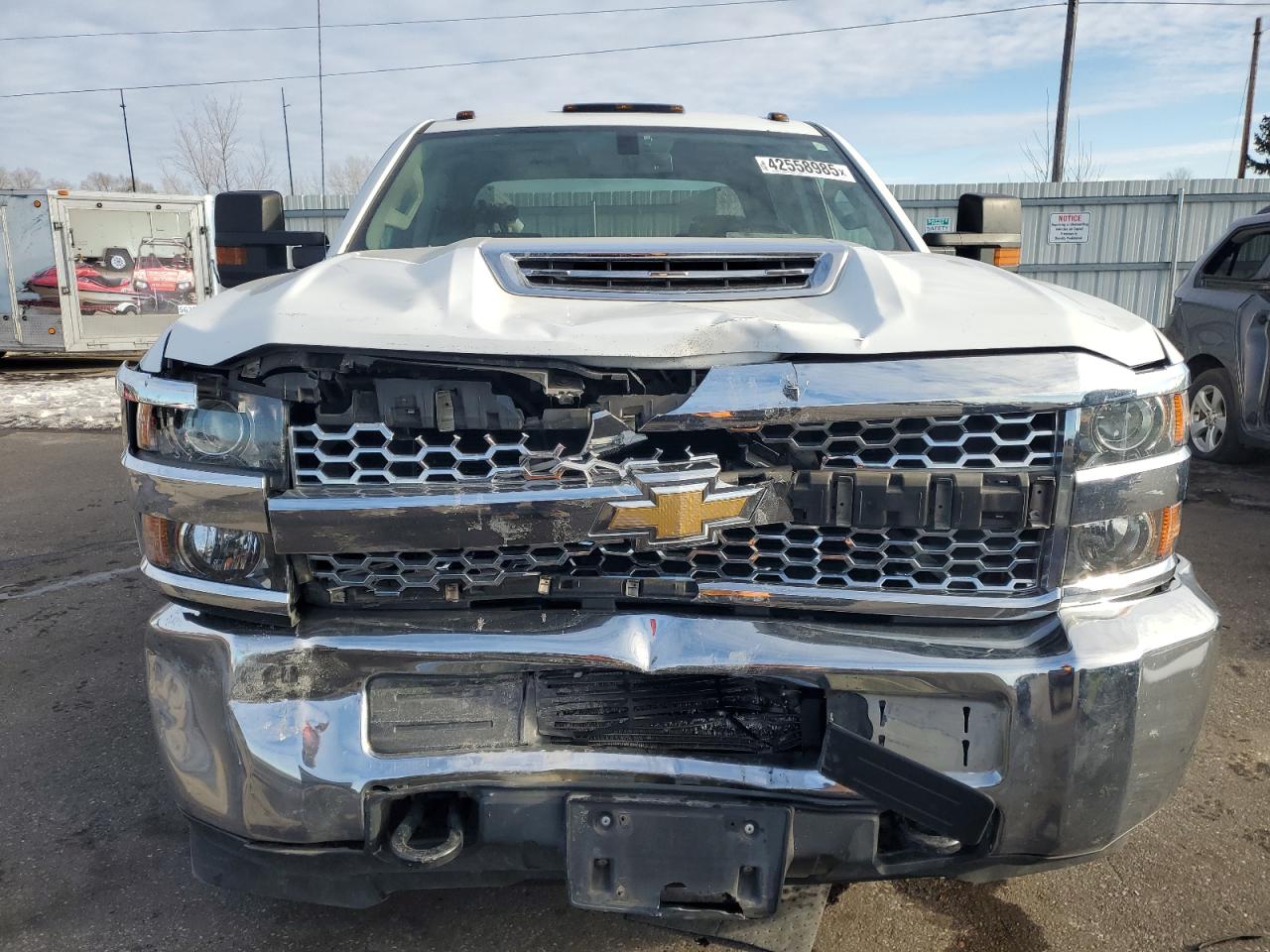 2019 Chevrolet Silverado VIN 1GC4KVCYXKF108135 Copart auction photo, front end damage thumbnail 5