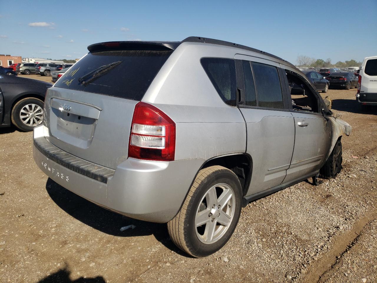 2010 Jeep Compass VIN 1J4NF4FB1AD672772 Copart auction photo, burn / burn - engine damage thumbnail 3