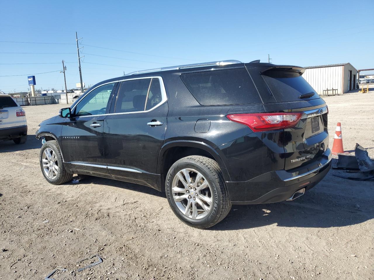 2018 Chevrolet Traverse VIN 1GNEVKKW5JJ131724 Copart auction photo, front end damage thumbnail 2