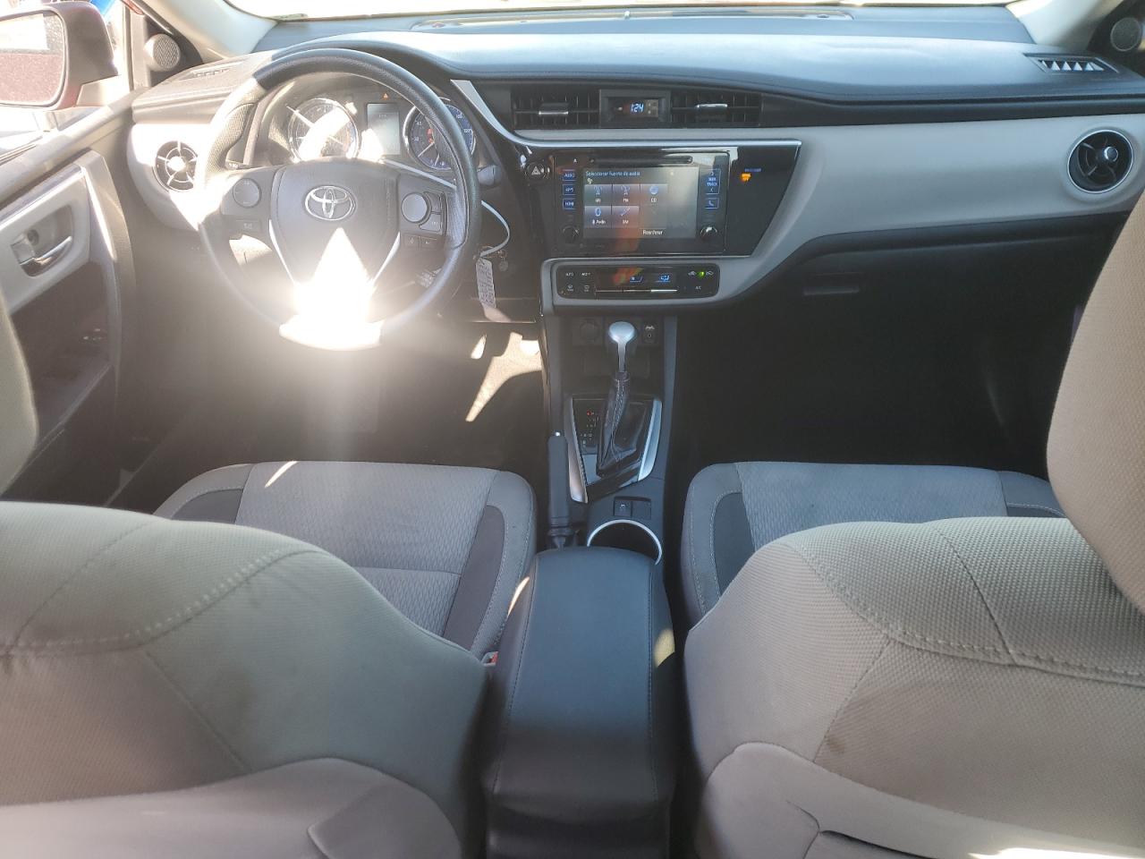 2018 Toyota Corolla VIN 2T1BURHE6JC117493 Copart auction photo, side / front end damage thumbnail 8